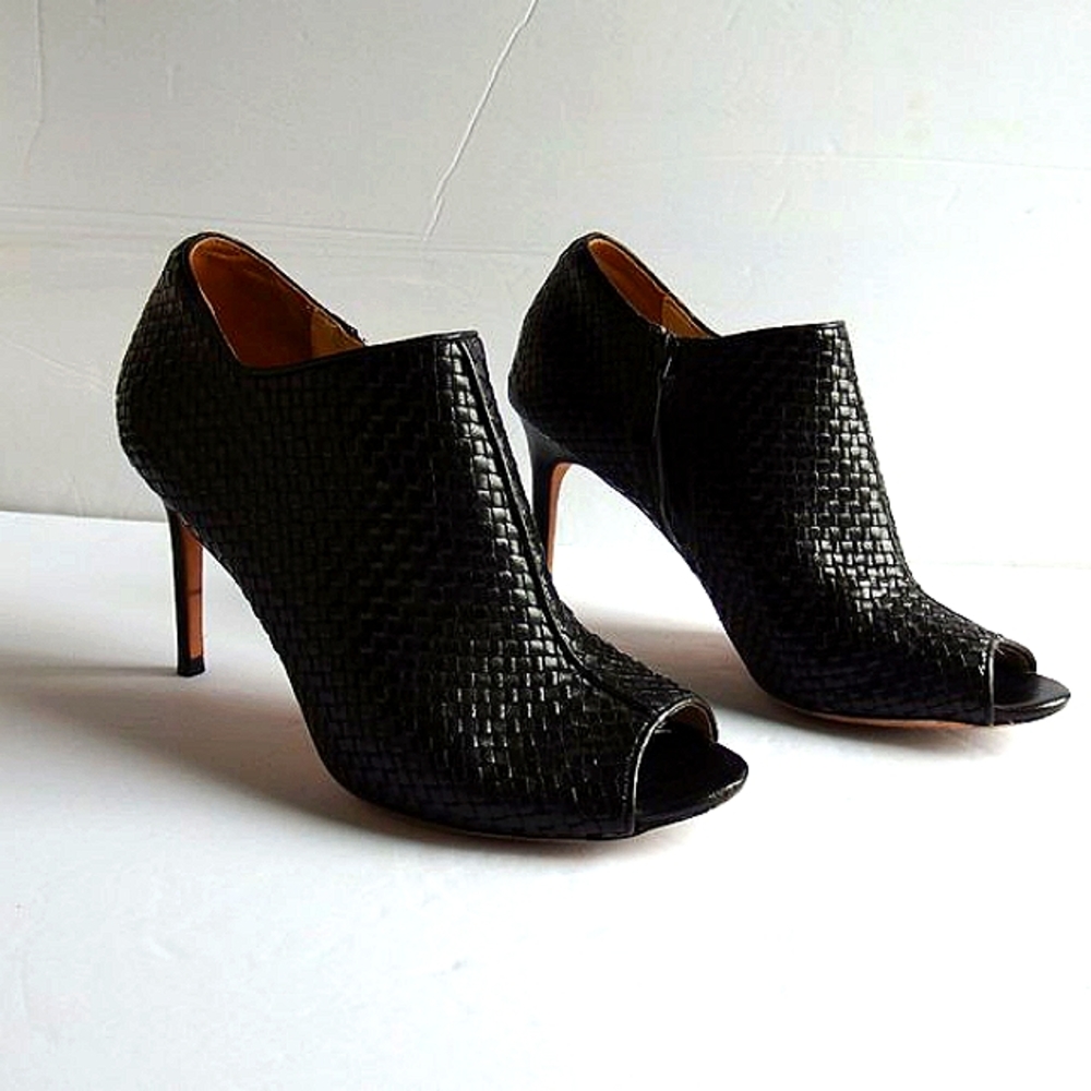 Cole Haan Woven Leather Black Ankle Booties 7.5